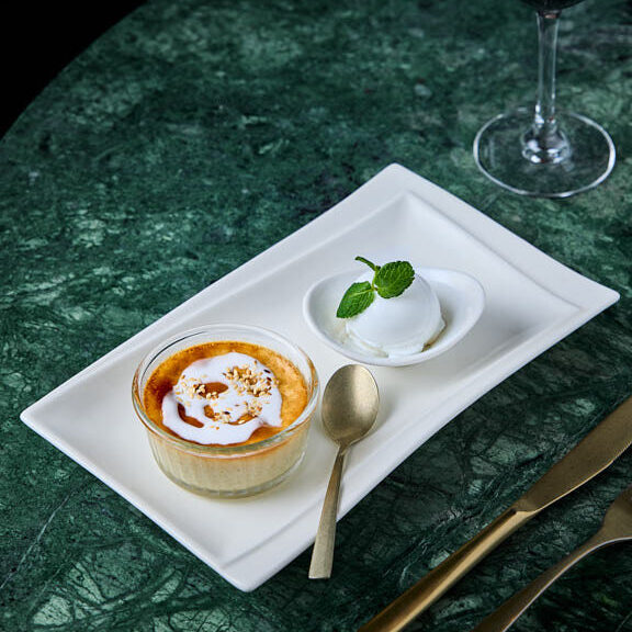 Flan Thai au lait de coco et boule de glace coco